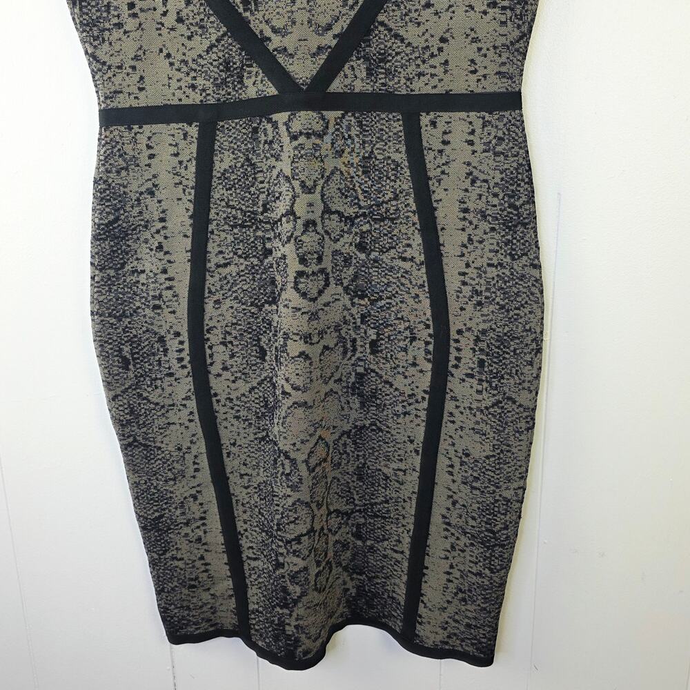Cache Bodycon Dress Medium Black Snakeskin Studded Zip Front Mob Wife Edgy Glam - Picture 13 of 16